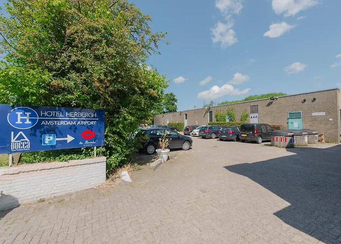 Boutique Herbergh Amsterdam Airport Free ParkingAirport Hotel